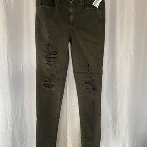 Women’s American Eagle Ripped Jeans